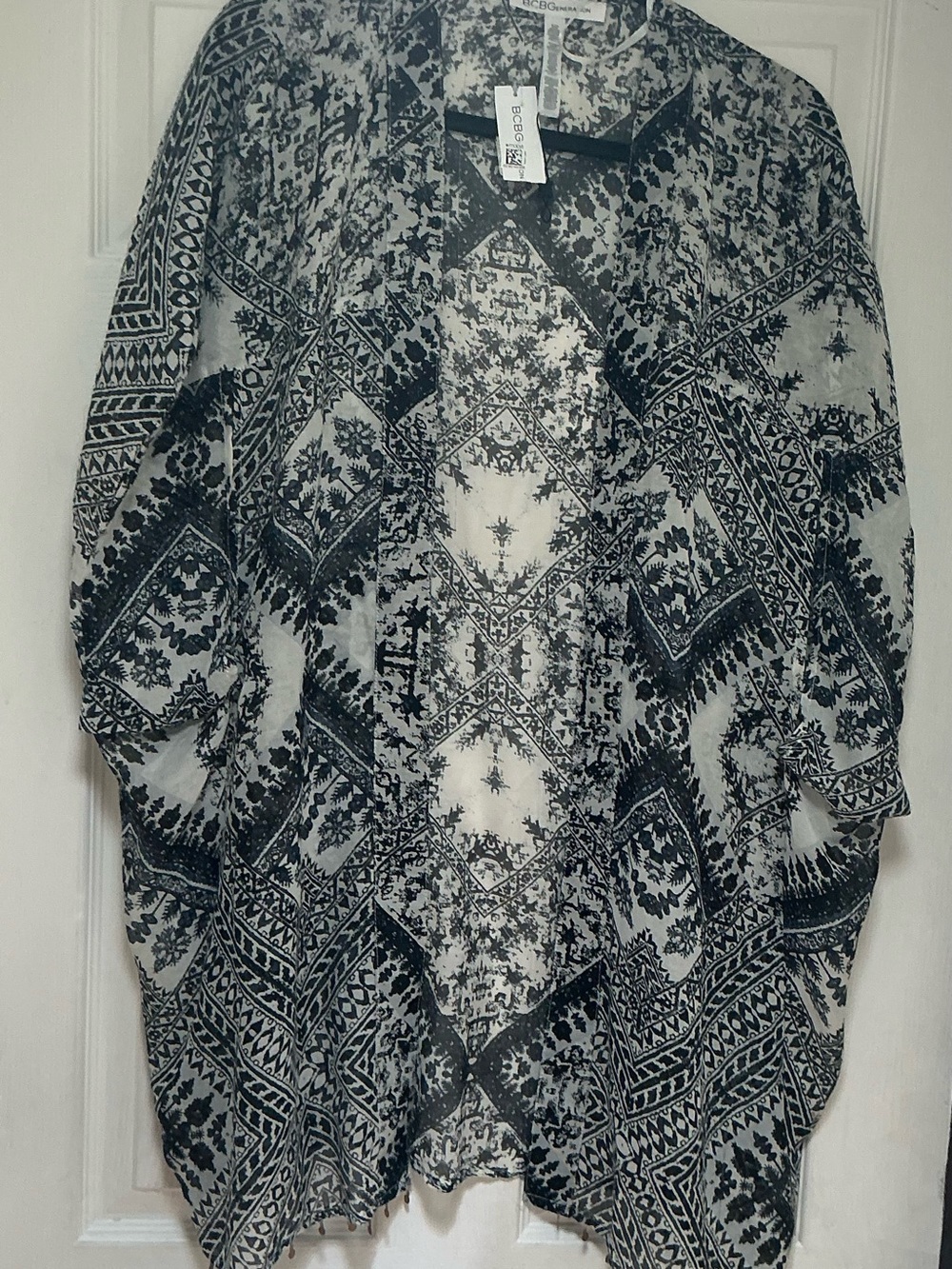BCBG Generation Black and White Printed Open Cardigan
